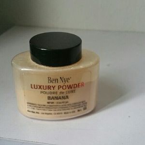 Authentic ben nye luxury powder