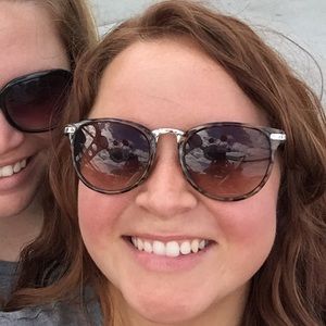 Meet your Posher, Bailey