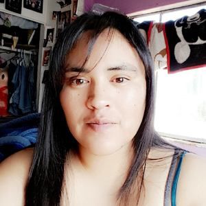 Meet your Posher, Antonia