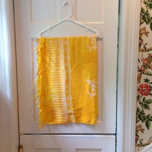 Yellow Hawaiian Print Sarong with fringe trim
