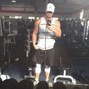 Meet your Posher, Dustin