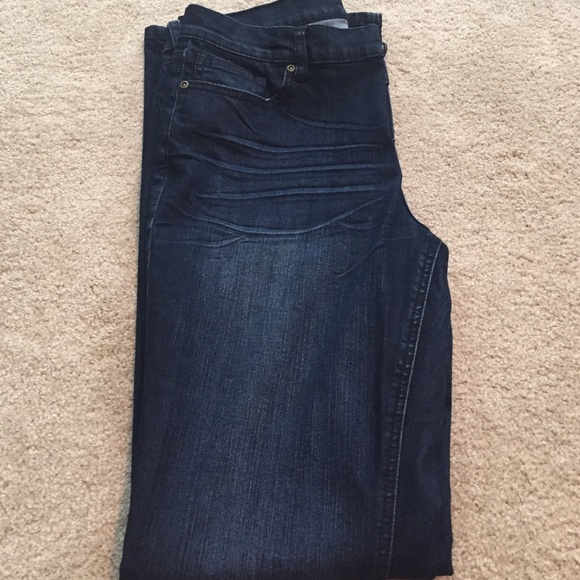 💥 SALE 💥Dark wash low rise Bootcut jeans