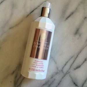 Victoria's Secret bombshell diamonds body lotion