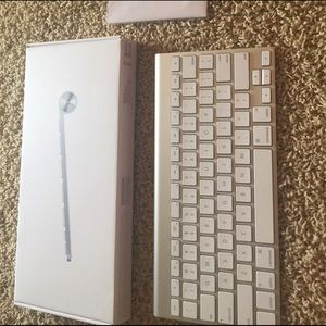Apple wireless keyboard
