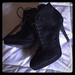 Black Lace High Heels