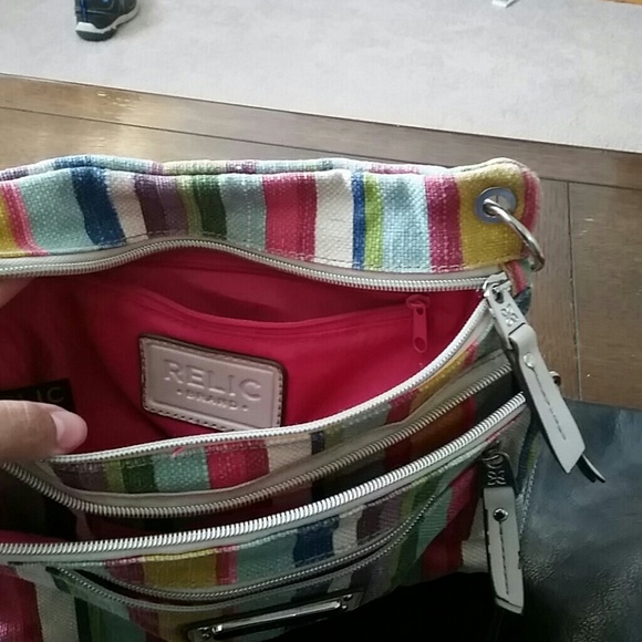 Bundle - Picture 4 of 4