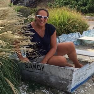 Meet your Posher, Sandy