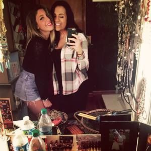 Meet your Posher, Mikayla