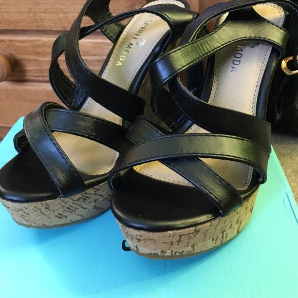 Never worn wedges