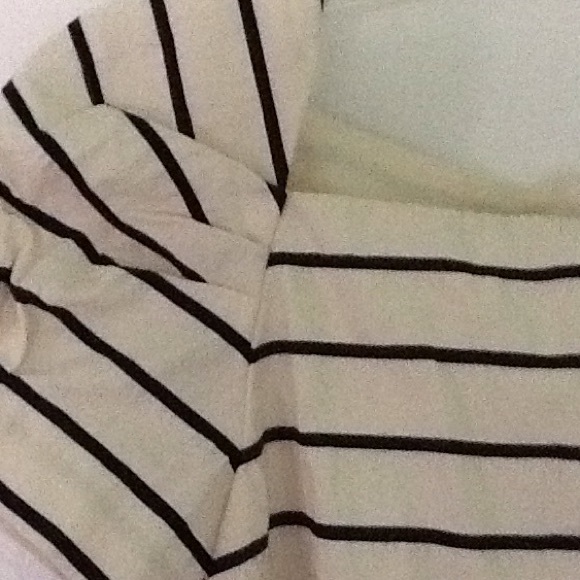 Dresses - Picture 2 of 2