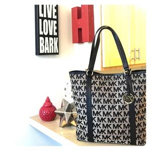 🔥Michael Kors Handbag🔥