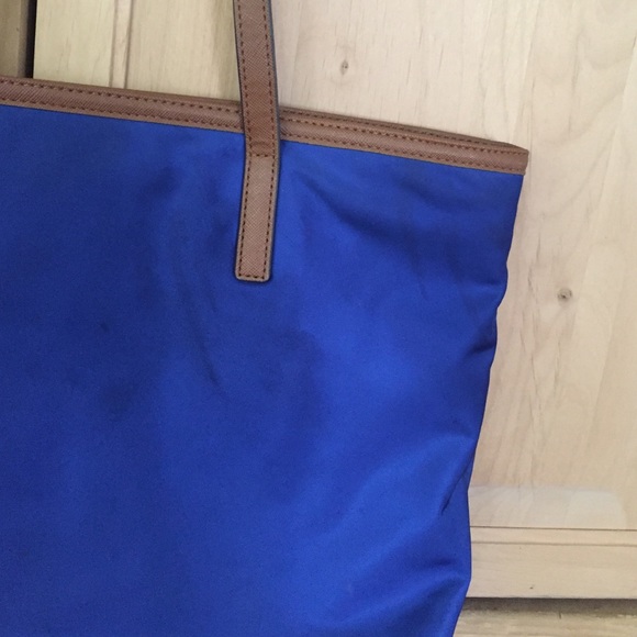 Michael Kors Purse!! - Picture 4 of 4