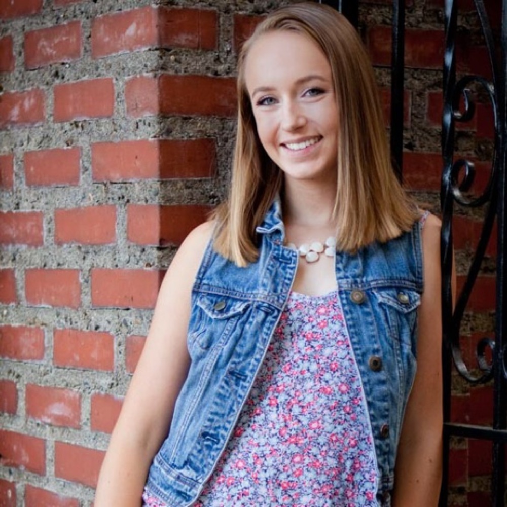Meet your Posher, Kendra