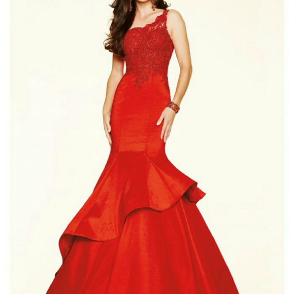 Paparazzi Prom Dress