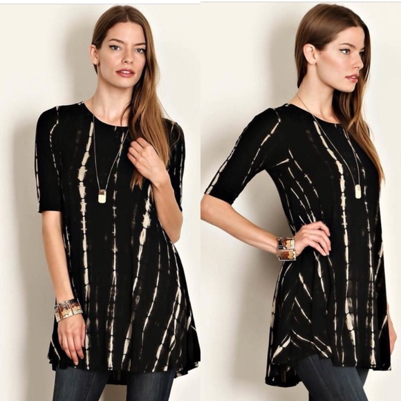 ❇️SALE✳️ Black Tie-Dye Blouse - Picture 3 of 5