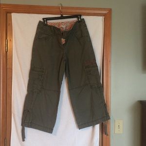 Crop pants