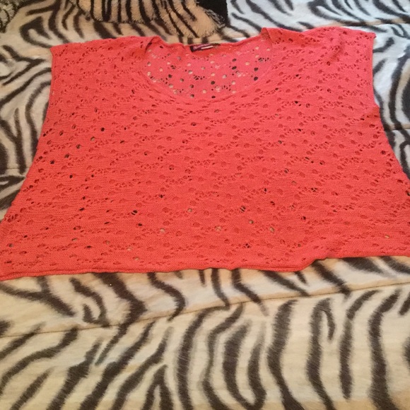 Women's crochet top