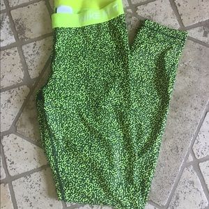 Nike Pro printed leggings