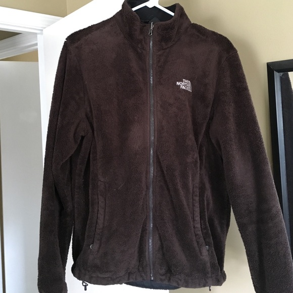 🆕Brown Fuzzy North Face! 🐻