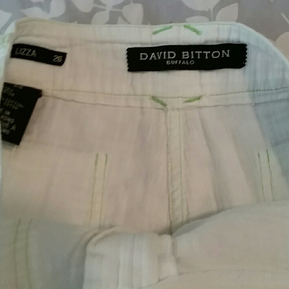 BUFFALO white with lime green stitch 3/4 ribbed - Picture 3 of 4