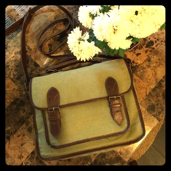 Urban Outfitters Handbags - Urban Outfitters Crossbody Bag