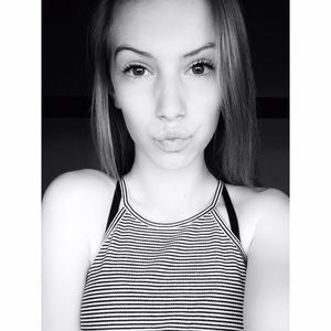 Meet your Posher, Alyssa