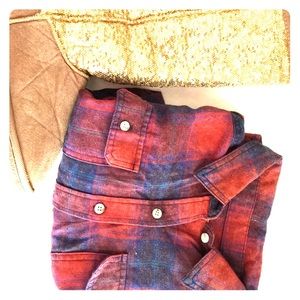 CAMPFIRE BUTTON UP