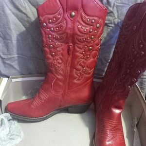 A pair of limelight boots