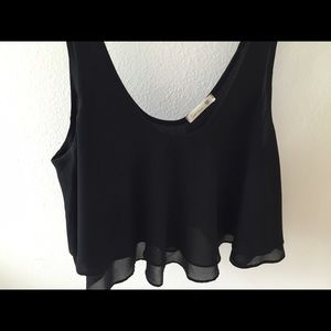 Flowy black crop top tank top