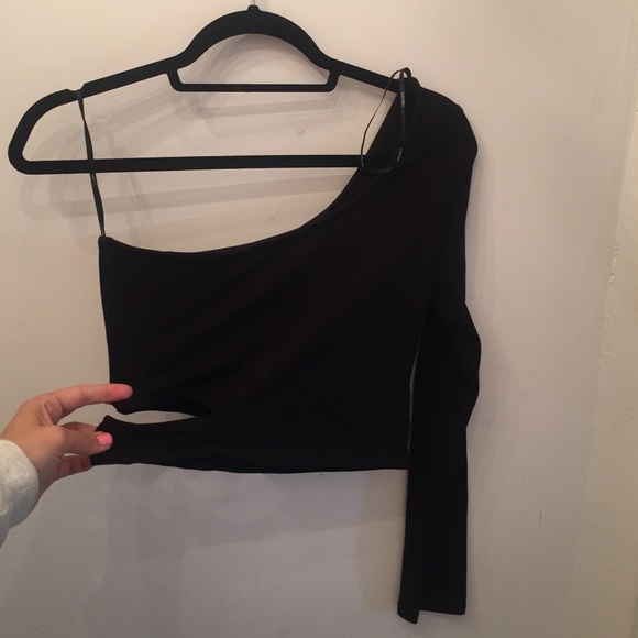 Black one shoulder cut out crop top