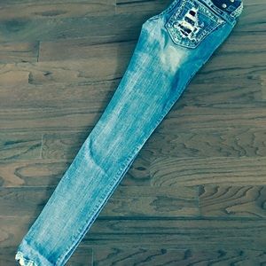 Miss Me vintage denim skinny jeans!!! 👖🛍