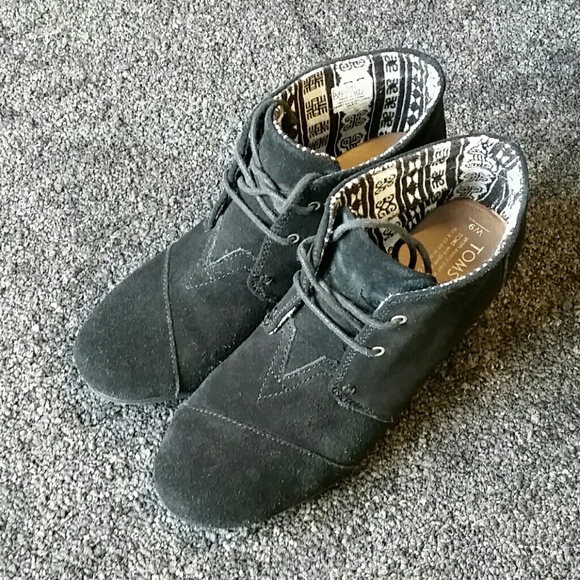 Tom's Wedges Booties size 9 Black