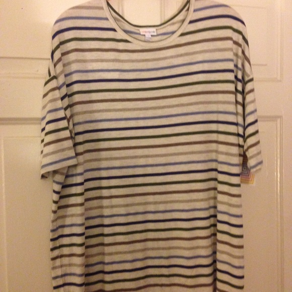 LuLaRoe Irma Top Small NWT