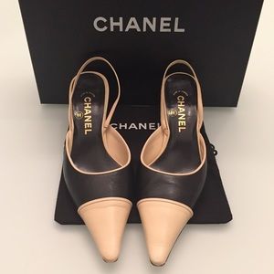 CHANEL Black & Beige Bi-Color Slingback Pumps
