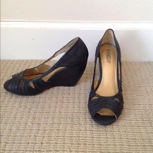 Black Seychelles Wedges