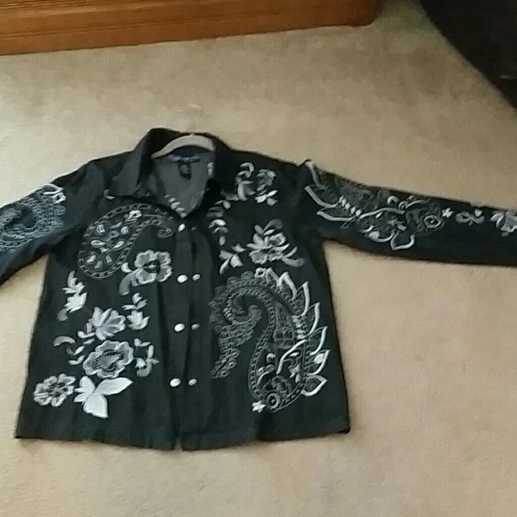 Embroidered Jacket😍 - Picture 2 of 5