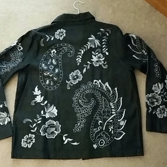 Embroidered Jacket😍 - Picture 3 of 5