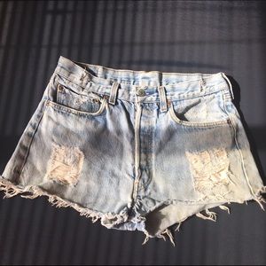 Fits too small on me. Worn once, practically new