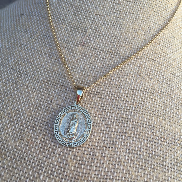 ❌SOLD❌Virgin of Guadalupe and Juan Diego necklace
