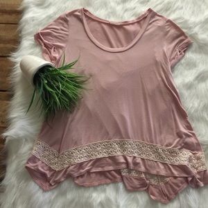 💋💋 Tilly's Top with lace bottom!!