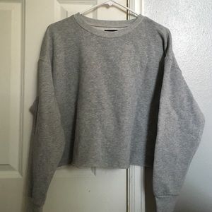 gray cropped sweatshirt