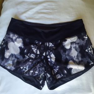 Lululemon Switchback Reversible Running Shorts