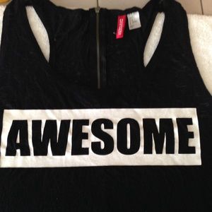 Awesome black tersize large with zipper back