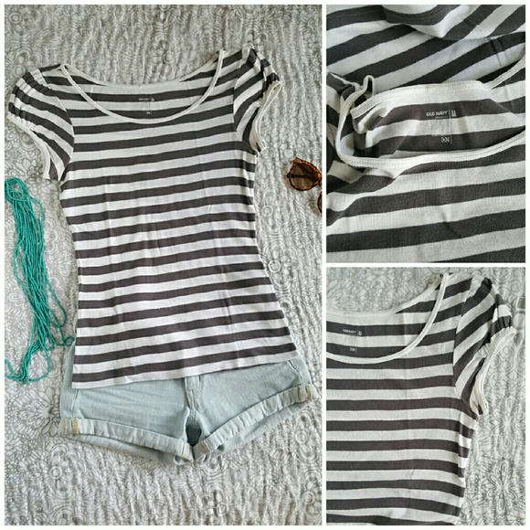 Grey & White Striped Puff Sleeve Top S