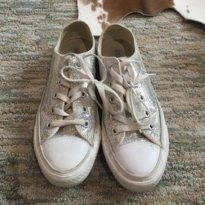 Sparkly converse!!!