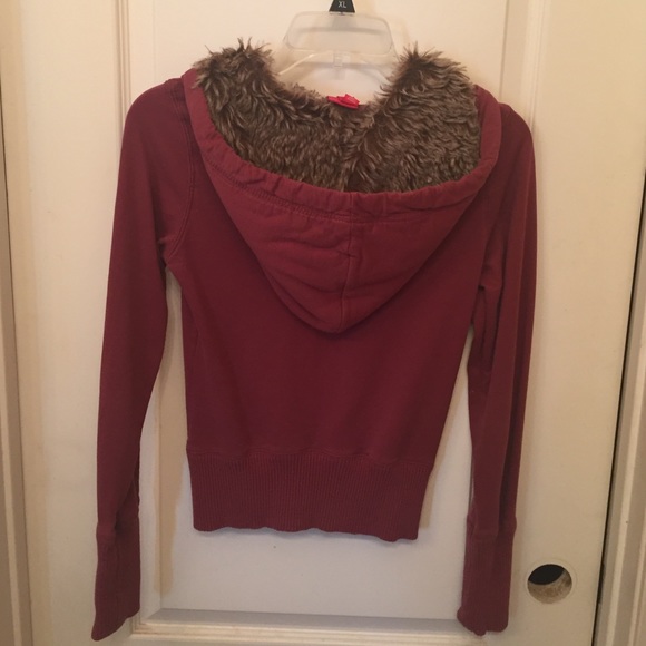 Zip-up jacket - Picture 2 of 3
