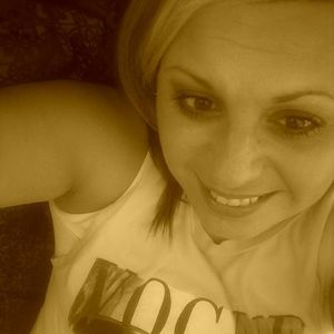 Meet your Posher, Dana