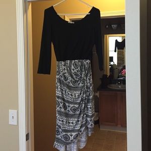 Dress ties at the waist