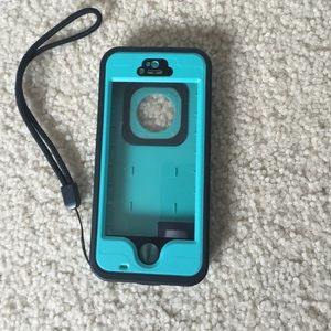 iPhone 5s Underwater Case Merit
