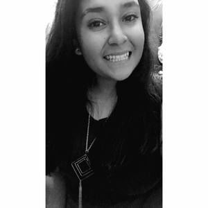 Meet your Posher, Paola